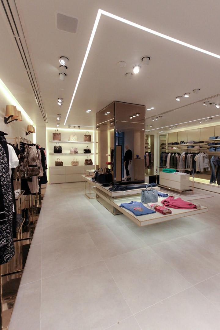 Liu Jo collection flagship store by Christopher G. Ward, Padova – Italy